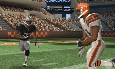 Madden NFL Football screenshot 5