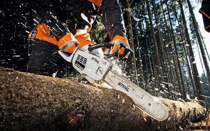 Farmer's Dynasty 2 mag de werktuigen van STIHL verwelkomen