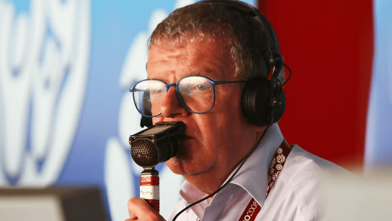 FIFA-commentator John Motson is overleden