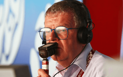 FIFA-commentator John Motson is overleden