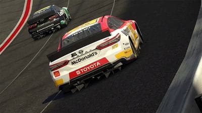 Nascar: Rivals screenshot 2