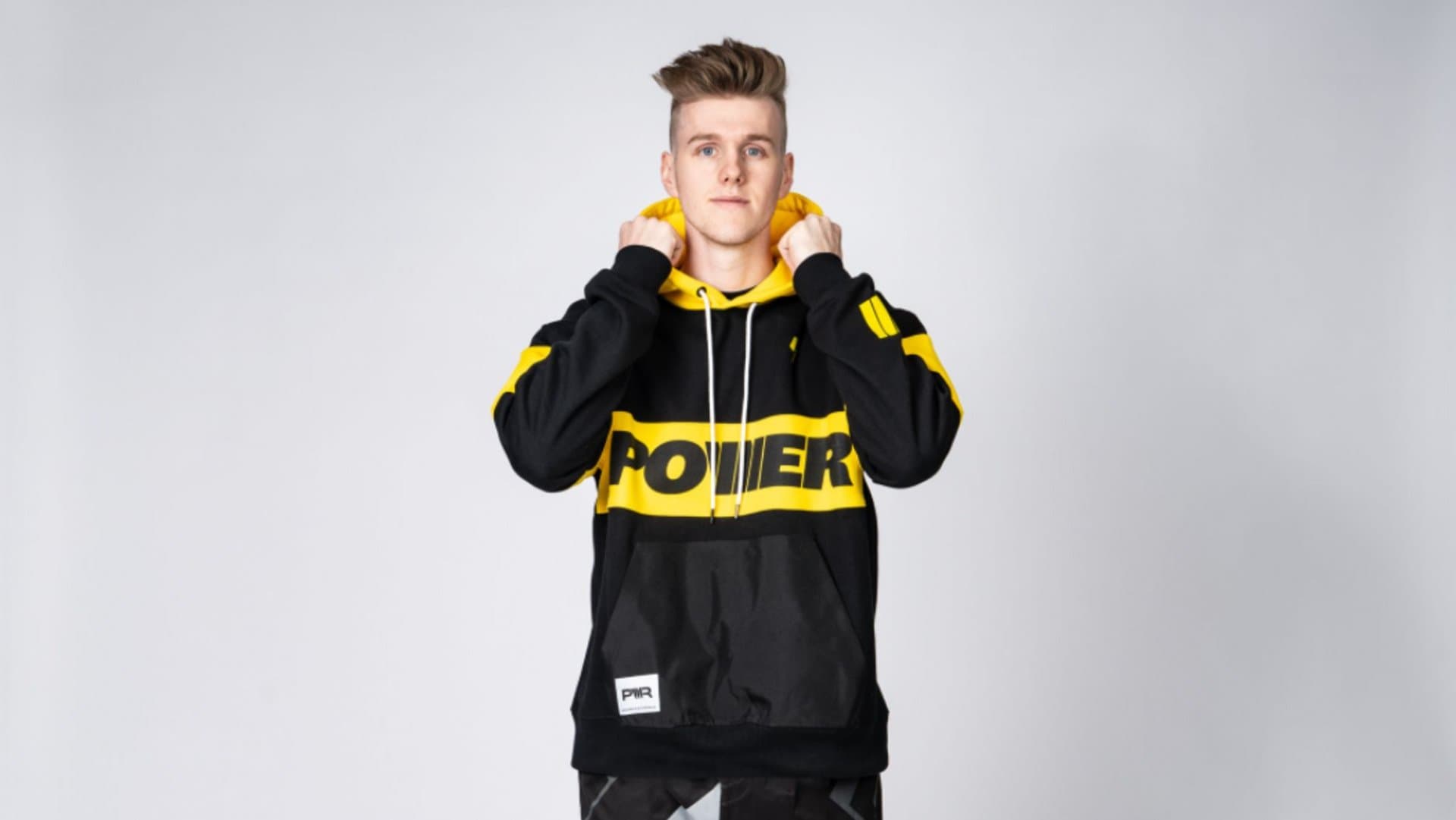 Lachlan Power tekent bij NACON