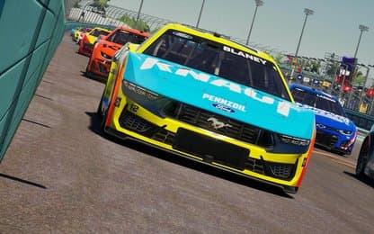 NASCAR coureur Anthony Alfredo neemt ons mee voor een blik op NASCAR 25