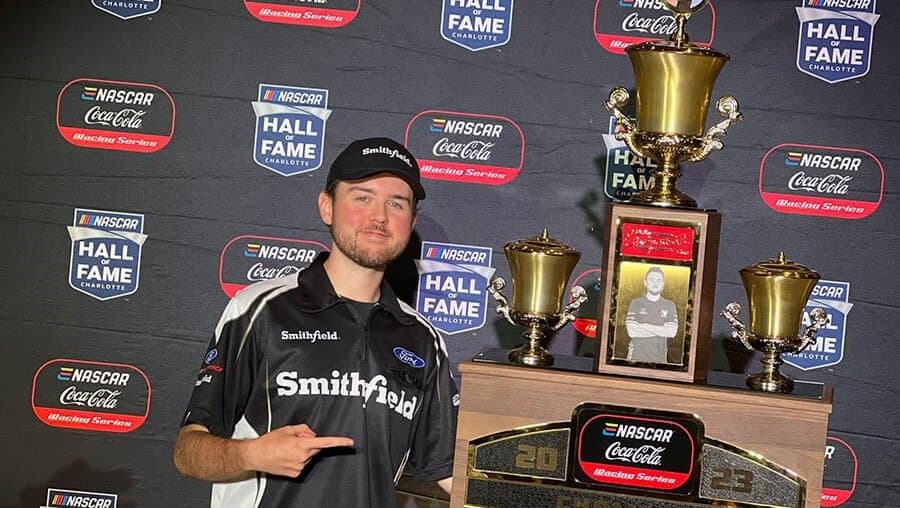 De eNASCAR Coca-Cola iRacing Series keert komende week terug