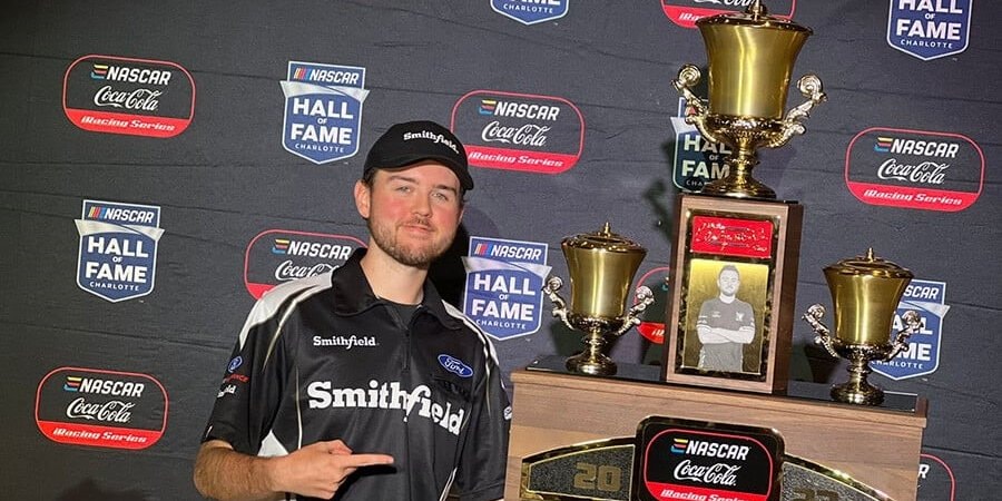 De eNASCAR Coca-Cola iRacing Series keert komende week terug