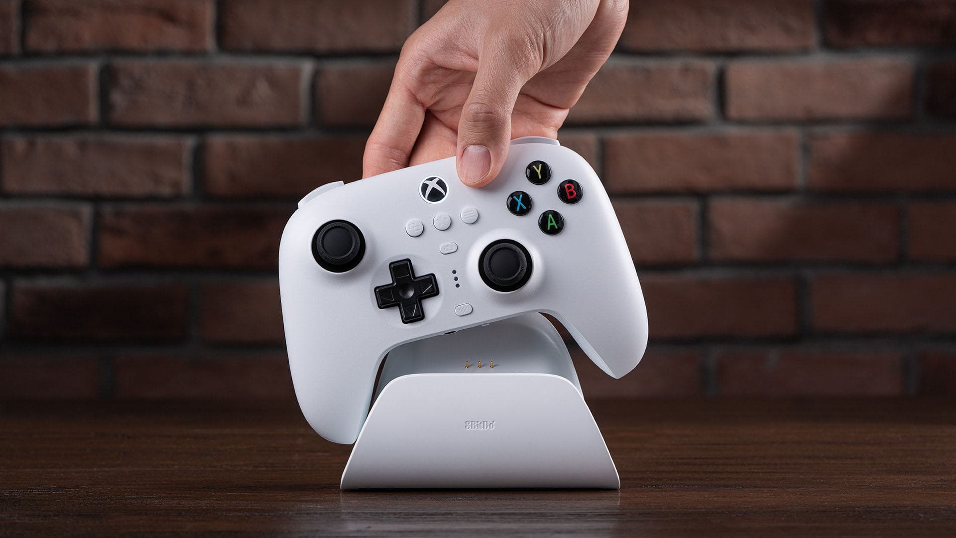 Nieuwe controllers van 8BitDo