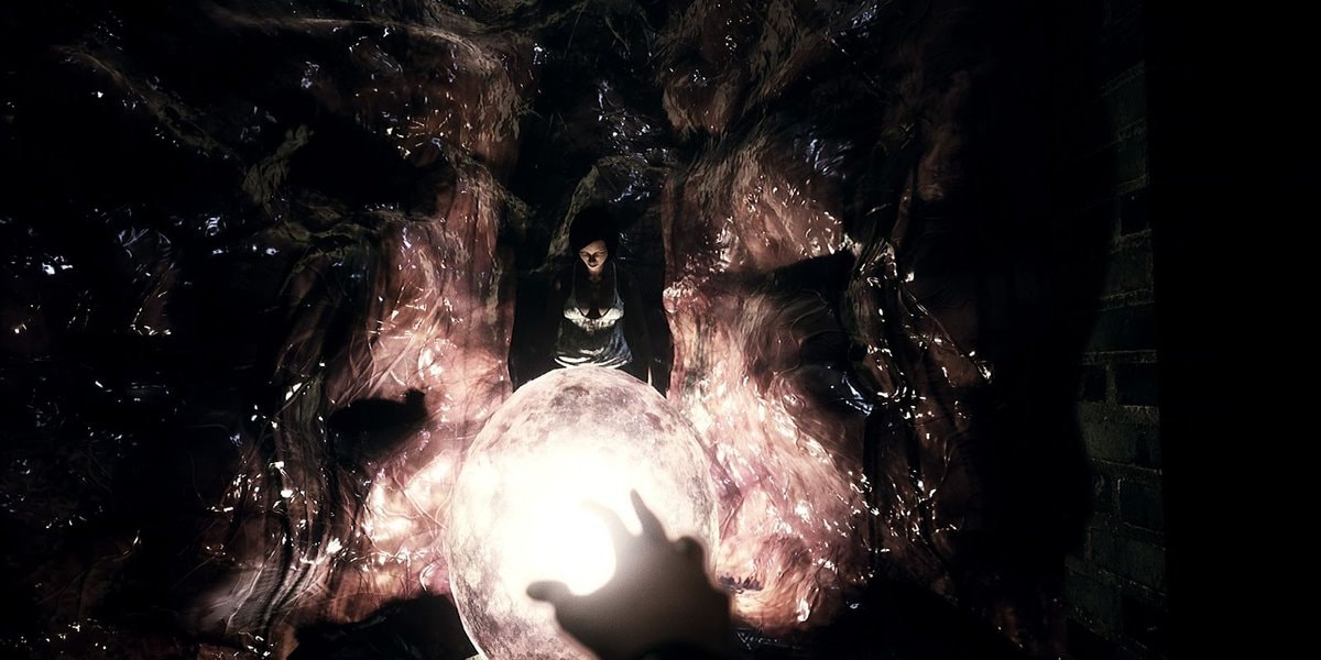 Beleef horror met de hond in Shines Over: The Damned