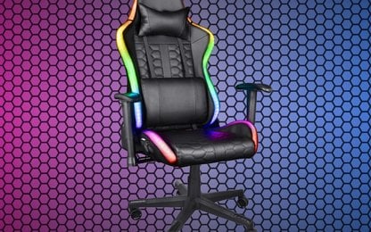 Je kunt nu besparen op deze gaming-stoel met RGB-verlichting