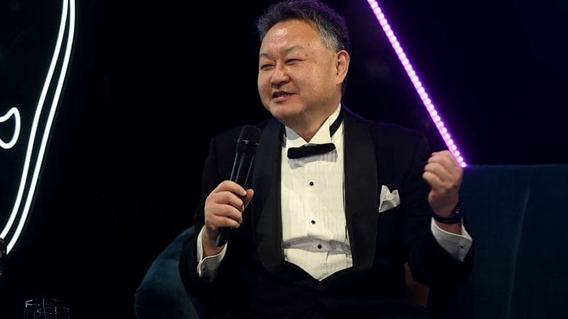 Shuhei Yoshida Cover